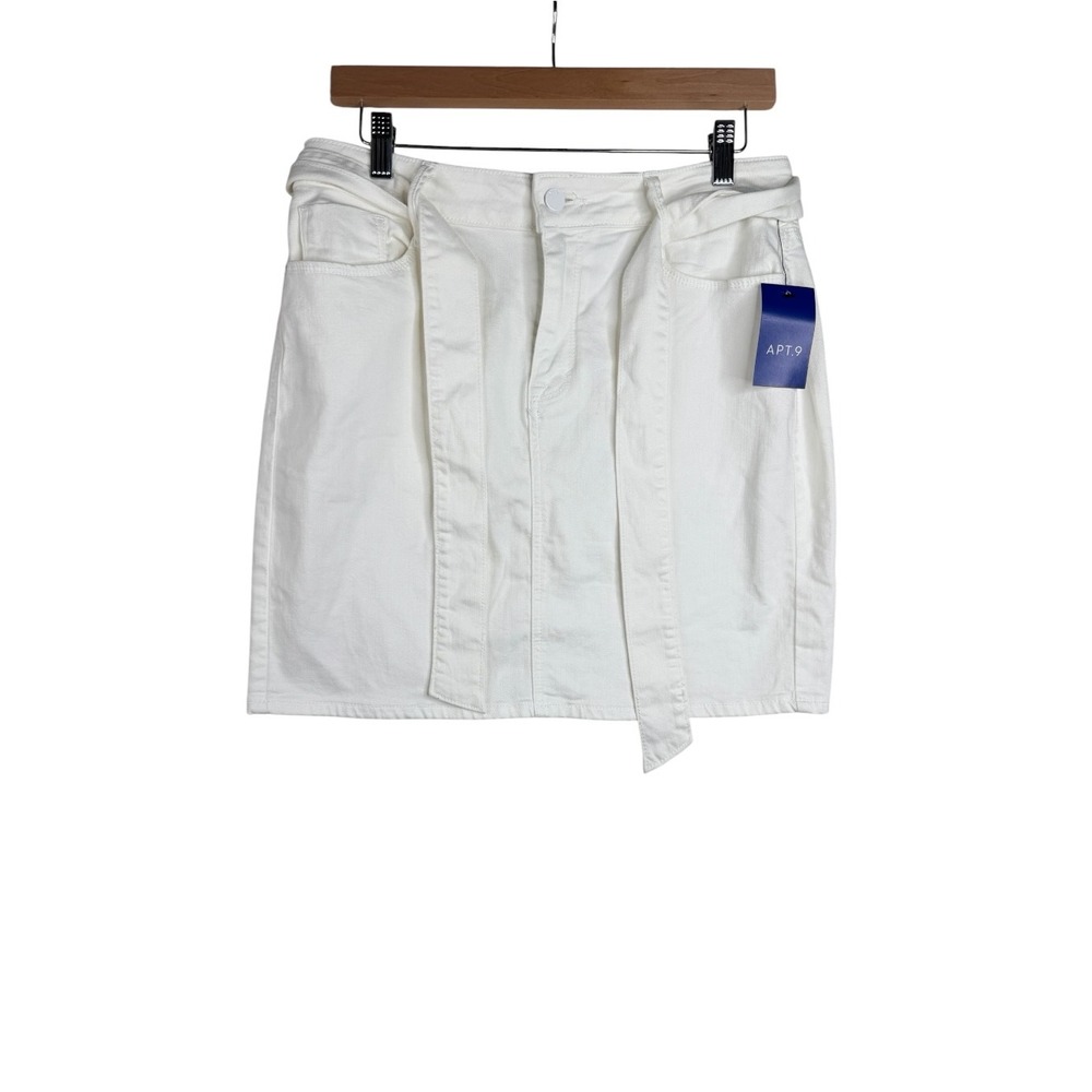 NWT Apt. 9 Womens White Denim Mini Skirt Size 10 With Tie Waist Belt